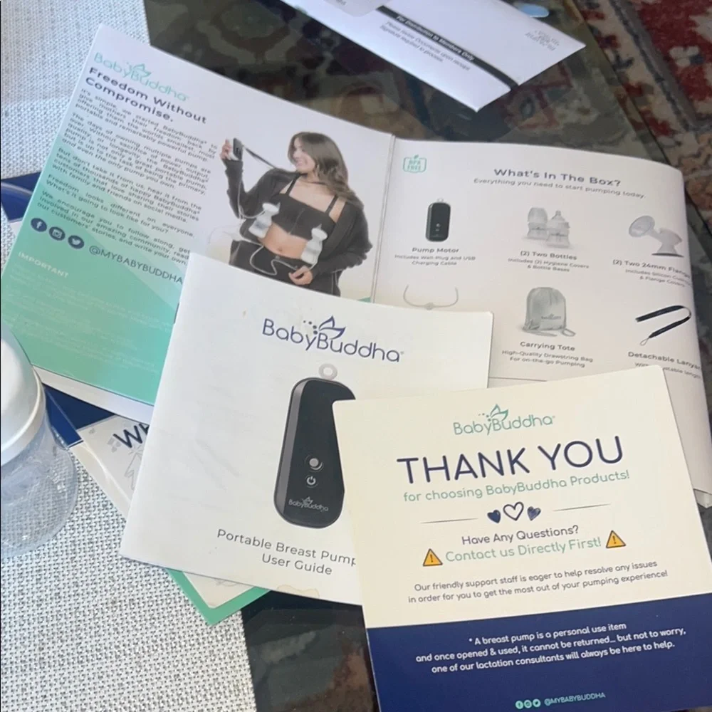 Baby Buddha Portable Breast Pump + supplies & bonus Zomee portable pump